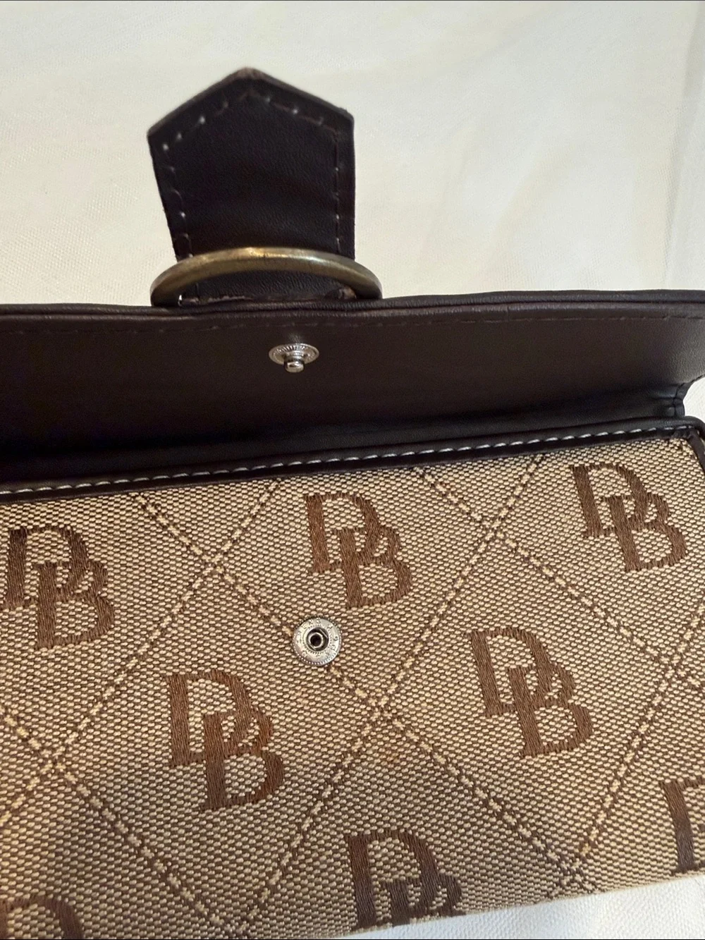 VTG Dooney & Bourke Signature Monogram Canvas Leather Trim Clutch Wallet - Brown